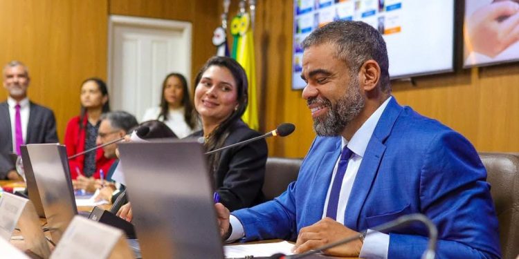 Projeto de Lei quer garantir estrutura de descanso para trabalhadores de aplicativos em São Luís