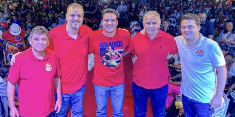 Com tom político afiado, Felipe Camarão abre pré-campanha destacando inclusão e valorização cultural