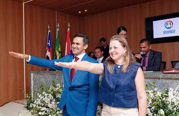 Prefeito de São Benedito do Rio Preto é alvo de pedido de cassação por suposto desvio de R$ 13,5 milhões do Fundeb