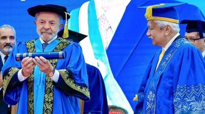 Lula recebe título de Doutor Honoris Causa na Malásia e destaca combate à fome como legado coletivo