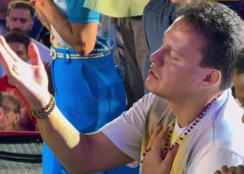 Felipe Camarão participa do Círio de Nossa Senhora de Nazaré no Cohatrac e destaca fé e tradição do povo maranhense