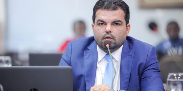 Greve dos rodoviários pode não acabar: Prefeitura não apresentou planilhas de custos, afirma Álvaro Pires