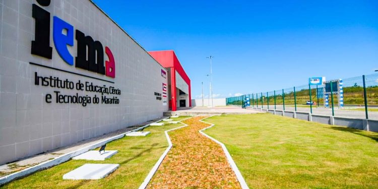 Indignação cresce na Cohab após IEMA adiar início das aulas sem cronograma definido