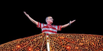 Unidos do Viradouro conquista o Carnaval do Rio 2026 com homenagem emocionante a Mestre Ciça