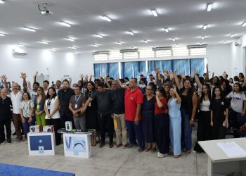 Projeto de formação em cinema etnográfico entrega certificados e kits audiovisuais a escolas da rede estadual