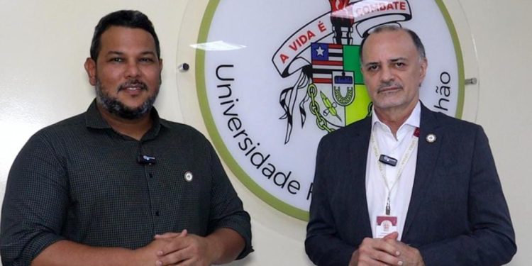 Estudantes contestam decisão da UFMA de manter aulas durante greve dos rodoviários