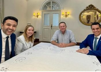 Sob pressão, Carlos Brandão articula com deputados para tentar afastar o vice na Assembleia Legislativa do Maranhão