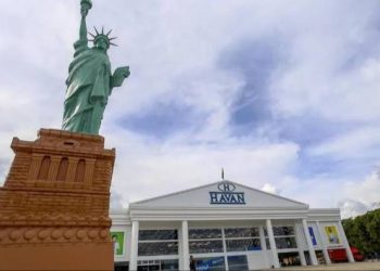 Poluição visual? Ministério Público pede remoção de monumento da Havan em São Luís