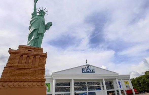 Poluição visual? Ministério Público pede remoção de monumento da Havan em São Luís