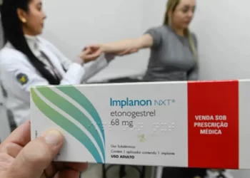SUS amplia acesso a implante contraceptivo e investe na capacitação de profissionais