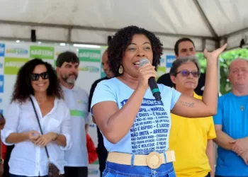 Artistas cobram pagamentos após participação no São João de São Luís
