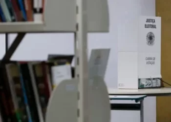 TSE cria conselho consultivo para acompanhar desinformação e inteligência artificial no processo eleitoral