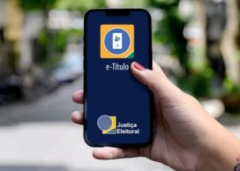 e-Título permite consultar local de votação e serviços eleitorais; prazo termina em 3 de outubro